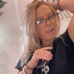 Meet your Posher, Crysta